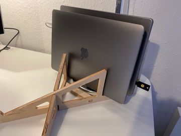 Picture of the laptop stand